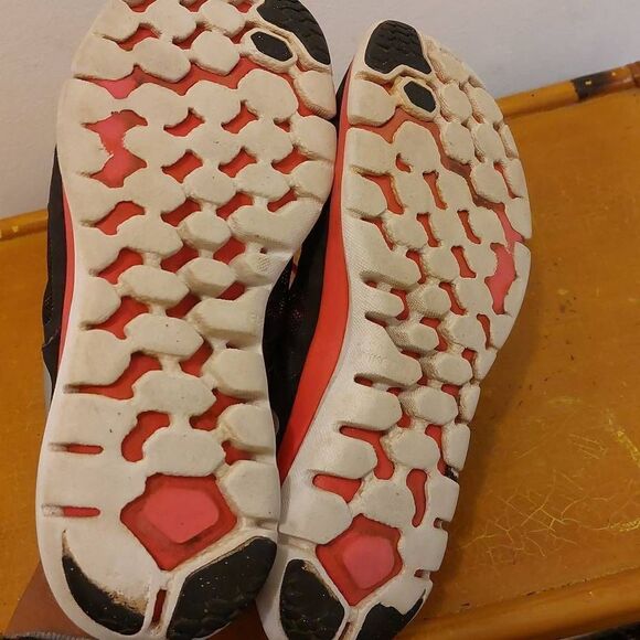 WOMEN NIKE FLEX 2014 Running Sneakers Size 8 - Picture 5 of 6